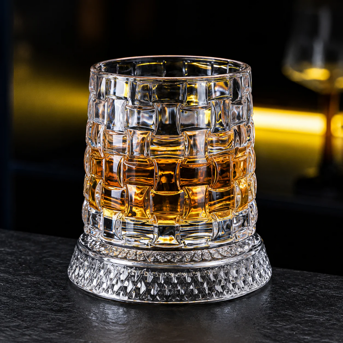 Cristelio – Pahar de Whisky Rotativ din Cristal, 360°